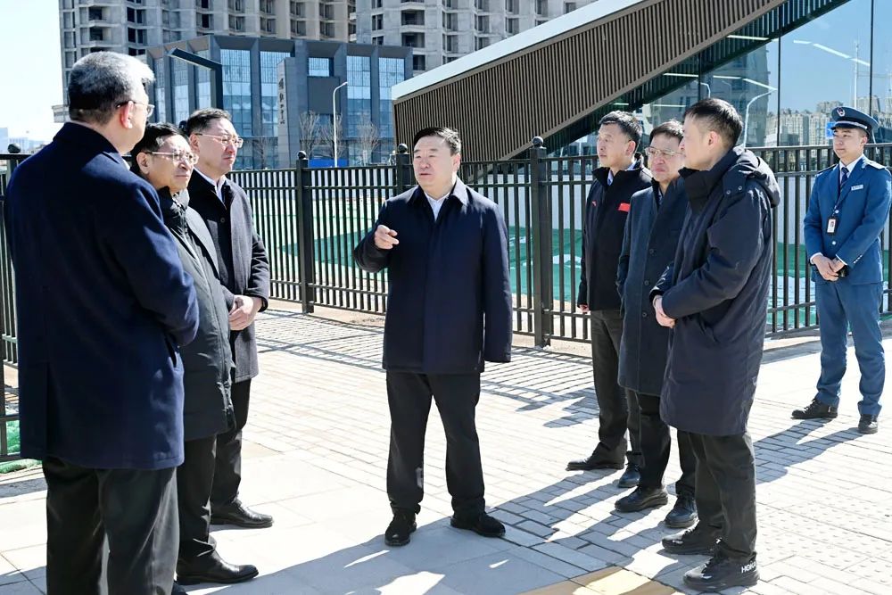 張恩惠調(diào)研城市公共交通建設(shè)工作：科學(xué)施工加快構(gòu)建現(xiàn)代化公交體系 以人為本讓群眾有更好的出行體驗(yàn)